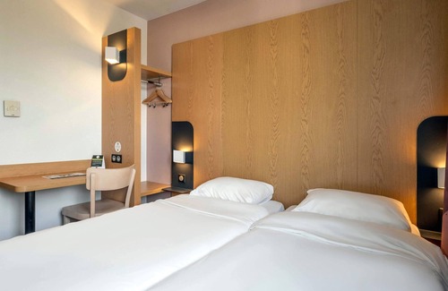 North district Hotel | Discover B&B HOTEL Niort Marais Poitevin - Guest Rated 8.6/10
