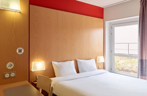 Petit-Ivry Hotel | Guest Rated: 8.2 at B&B HOTEL Paris Italie Porte de Choisy