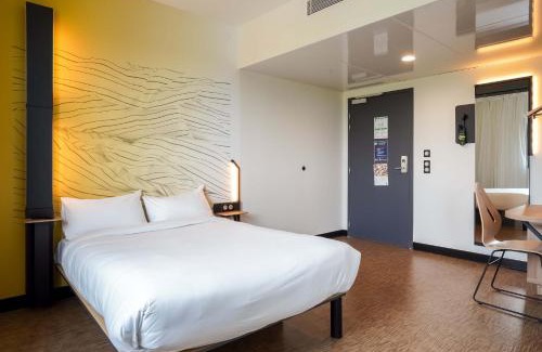 14th Arrondissement Hotel | Guest Rated 10/10: B&B HOTEL Paris Porte d'Orléans