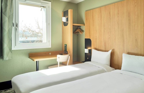 Quartier du Pont-de-Flandre Hotel | Budget-Friendly B&B HOTEL Paris Porte de la Villette