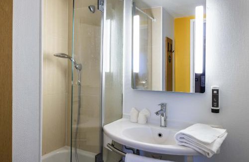 Perpignan Hotel | Convenient B&B HOTEL Perpignan Sud with Family-Friendly Amenities