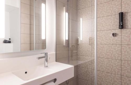 Matival Hotel | Discover B&B HOTEL Rennes Parc Expo: Guest Rated 9/10!