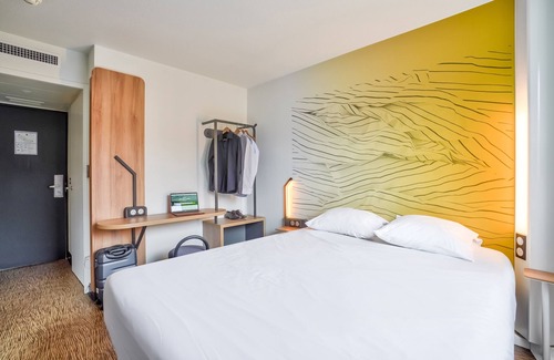 Rosny-sous-Bois Hotel | Comfortable B&B HOTEL Rosny-sous-Bois Near Paris