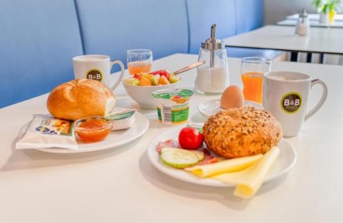 East Fasanenhof Hotel | Convenient B&B Hotel Stuttgart-Airport with Pet-Friendly Perks