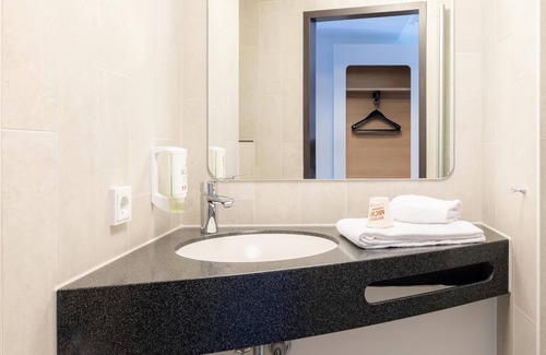 Feuerbach-Ost Hotel | Cozy B&B Hotel Stuttgart-City: Top-Rated & Family-Friendly