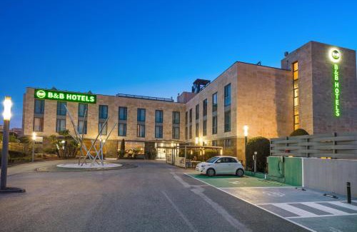 Valls Hotel | Pet-Friendly Hotel Class Valls with Oceanfront Pool & Spa