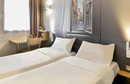 Pont des Demoiselles-Montaudran-La Terrasse Hotel | Discover B&B HOTEL Toulouse Cité de l'Espace