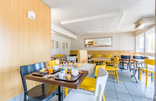 Joue-les-Tours Hotel | Pet-Friendly B&B HOTEL TOURS Sud Joué-lès-Tours Awaits You