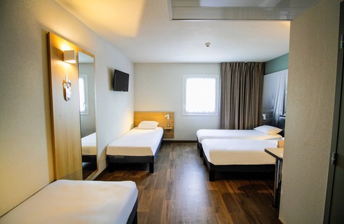 Alixan Hotel | Inviting B&B HOTEL VALENCE TGV-Romans: Family-Friendly Amenities