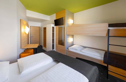 Weimar Hotel | Cozy B&B Hotel Weimar: Family-Friendly with Breakfast Included