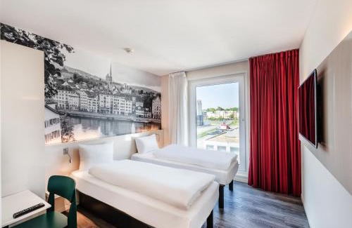 Ruemlang Hotel | Discover B&B HOTEL Zürich Airport: Pet-Friendly Comfort