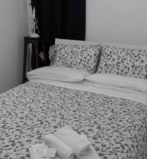 Francavilla al Mare Bed & Breakfast | Cozy B&B I Girasoli: Ocean View & Private Beach Access