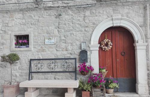 Guardialfiera Bed & Breakfast | Experience B&B Il Belvedere - 4-Star Retreat with Pool