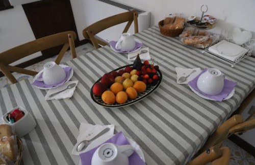 Laureana Cilento Bed & Breakfast | Enchanting B&B Il Borgo Incantato: Rated 9/10 & Family-Friendly