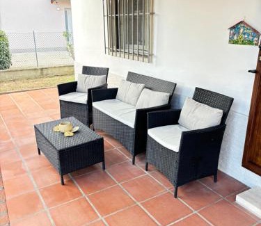 Villafranca Bed & Breakfast | Guest Rated: 10/10 at B&B Il Giardino di Sophie