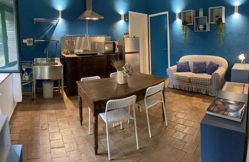 Piedimonte Etneo Bed & Breakfast | Experience Tranquility at B&B Il Glicine with Ocean Views