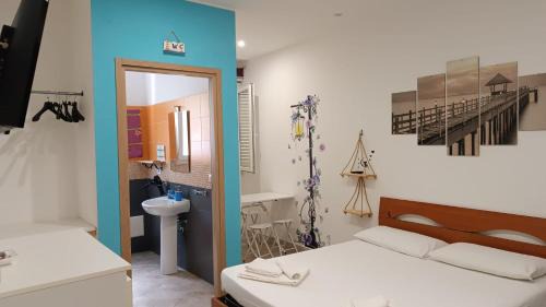 Lequile Bed & Breakfast | Pet-Friendly B&B il MENHIR with Ocean View & Breakfast