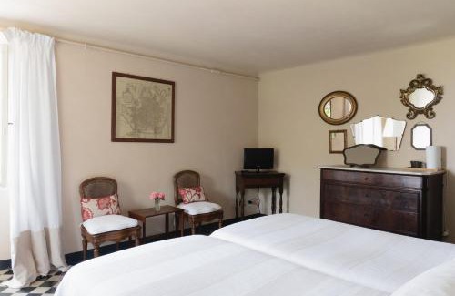 Gavi House | Discover B&B Il Poggio di Gavi with Oceanfront Views