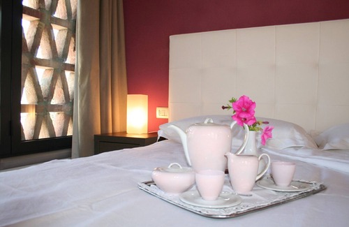 Impruneta Bed & Breakfast | Guest Rated 9.4: B&B Il Poggiolo delle Rose with Spa