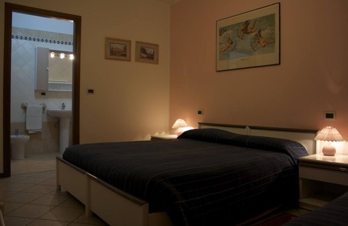 Predappio Bed & Breakfast | Cozy B&B Il Prato: Family-Friendly Stay with Breakfast
