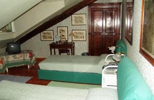 Sciolze House | Experience B&B Il Quadrifoglio: Oceanfront, Pet Friendly Stay