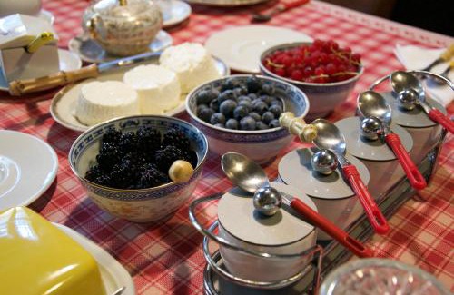 Calco Superiore Bed & Breakfast | Pet-Friendly B&B Il Torchio with Family Amenities