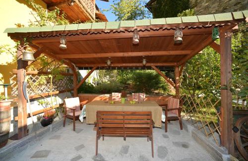 Saint-Vincent Bed & Breakfast | Cozy B&B Il Torchio with Ocean View and Pet Friendly Vibes
