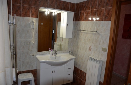 Rogliano Bed & Breakfast | Top-Rated B&B Il Tulipano with Ocean Views in Calabria