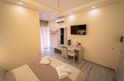 Crotone Bed & Breakfast | Cozy B&B In Centro: Pet-Friendly with Spa & Family Amenities