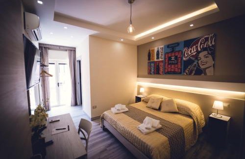 Crotone Bed & Breakfast | Cozy B&B In Centro: Pet-Friendly with Spa & Family Amenities