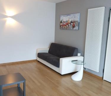 Isernia Apartment | Top-Rated B&B in Centro: Ideal for Families and Travelers