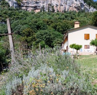 Lumignano Bed & Breakfast | Outstanding B&B in Valle with Hot Tub & Breakfast Included