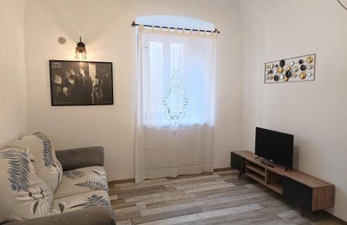 L'Aquila Apartment | Cozy B&B Interno SG: Family-Friendly Stay with Breakfast
