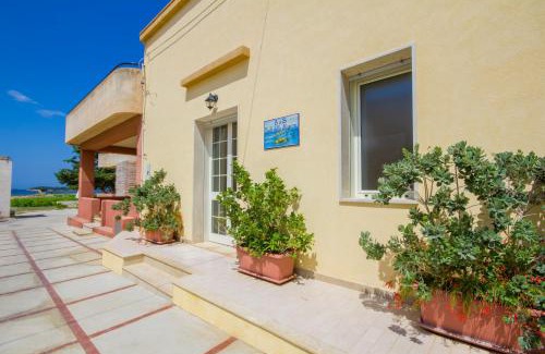 Birgi Vecchi Bed & Breakfast | Seaside Escape at B&B Isole Dello Stagnone with Breakfast