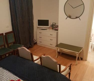Valproto Bed & Breakfast | Charming B&B Kristina: Family-Friendly with Breakfast Included