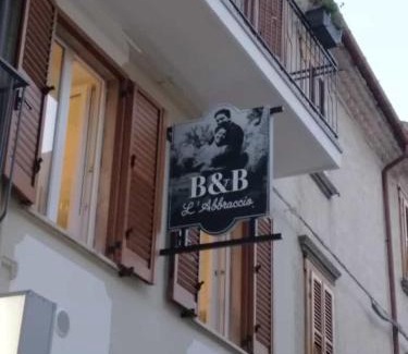 Agnone Bed & Breakfast | Inviting B & B L'ABBRACCIO: Family-Friendly with Breakfast