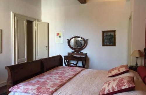 Old Town Bed & Breakfast | Discover B&B L'Affresco: Family-Friendly Retreat with Dining