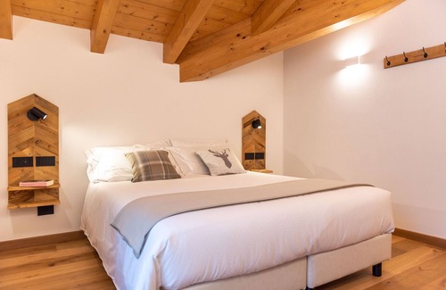 Canale d'Agordo Bed & Breakfast | Discover Relaxation at B&B L'Avez 5 with Spa Access