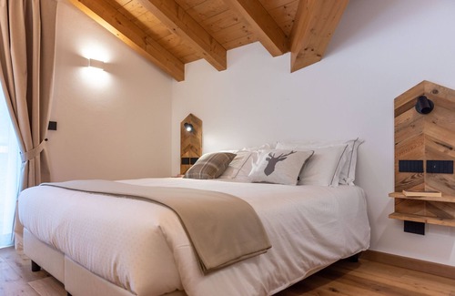 Canale d'Agordo Bed & Breakfast | Discover Relaxation at B&B L'Avez 5 with Spa Access