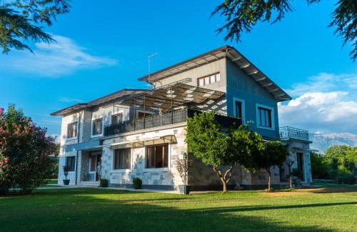Cassino Bed & Breakfast | Oceanfront Getaway at B&B L'EDEN - Rated 8.9/10