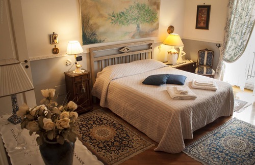 Cava de' Tirreni Bed & Breakfast | Explore B&B L'Incanto: Your Getaway Near the Amalfi Coast