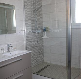 Les Hauts de Villeneuve Bed & Breakfast | Oceanfront Escape at B&B L'Oustalet de Sylvie, Rated 9.5/10