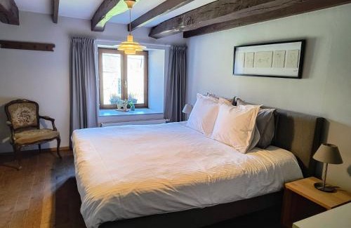 Laforet Bed & Breakfast | Delightful B&B La Belle Histoire Laforêt - Pet Friendly Stay