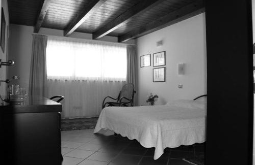 Sasso House | Oceanfront B&B La Betulla: Guest Rated 9.2/10