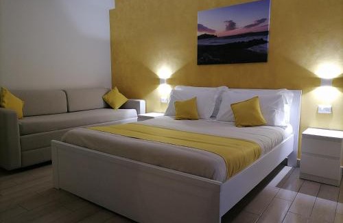 Falcone Bed & Breakfast | Guest Favorite B&B La Casa Du Barone with Breakfast & Kitchen