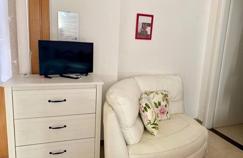 Noci Bed & Breakfast | Relax at B&B La Cascata with Spa and Family-Friendly Perks