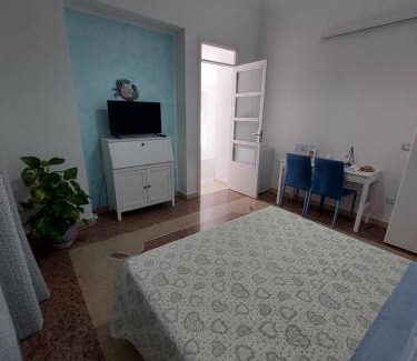 Torre Colimena Bed & Breakfast | Delightful B&B LA COLIMENA: Family-Friendly with Breakfast