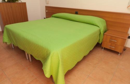 Vasto Bed & Breakfast | Welcoming B&B La Collina: Family-Friendly with Breakfast