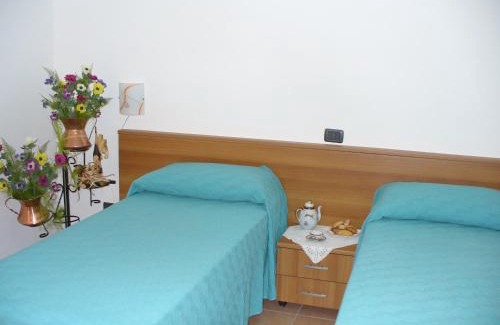 Vasto Bed & Breakfast | Welcoming B&B La Collina: Family-Friendly with Breakfast