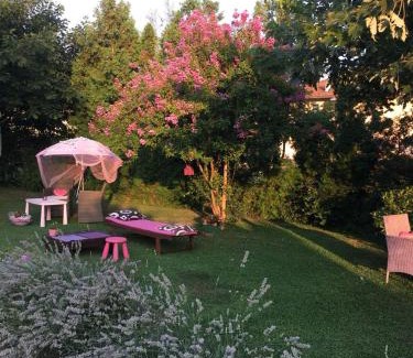 Lessona Bed & Breakfast | Cozy B&B La Colombera with Oceanfront Pool & Dining